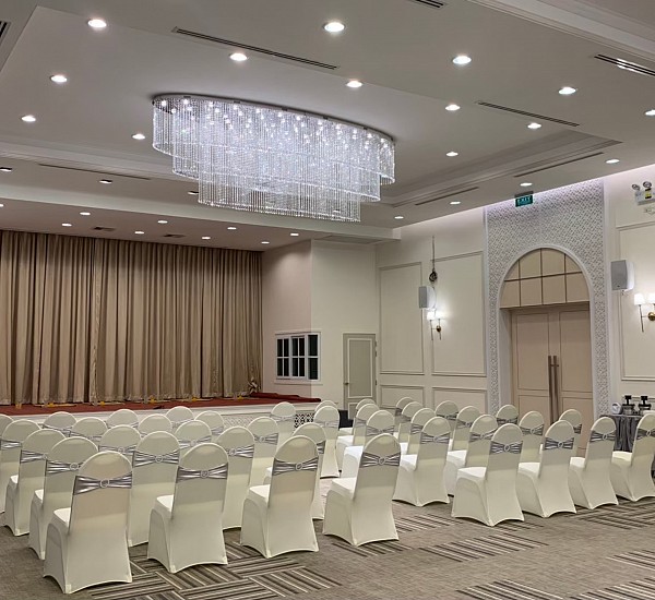 De Embrace Grand Ballroom