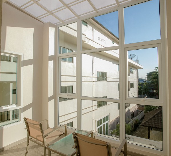 Family Duplex Suite (Pool View)